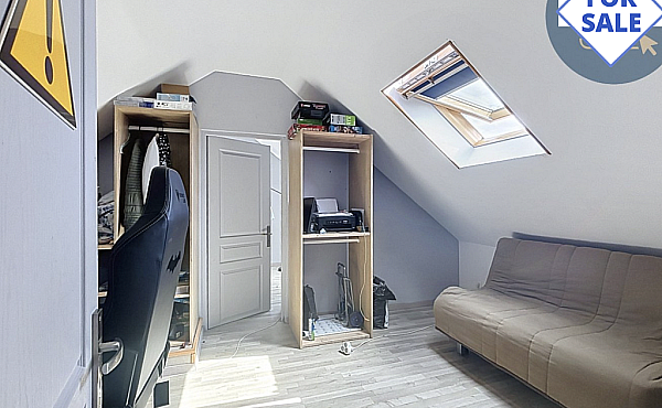 Property_For_Sale_in_France_with_Cle_France_Join_our_mailing_List_AXL06229_3.45