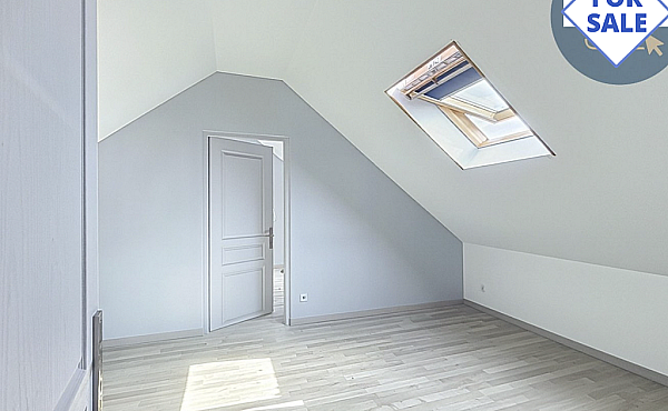 Property_For_Sale_in_France_with_Cle_France_Join_our_mailing_List_AXL06229_3.47