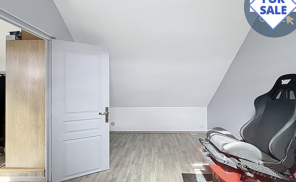 Property_For_Sale_in_France_with_Cle_France_Join_our_mailing_List_AXL06229_3.53