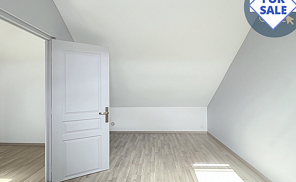 Property_For_Sale_in_France_with_Cle_France_Join_our_mailing_List_AXL06229_3.56