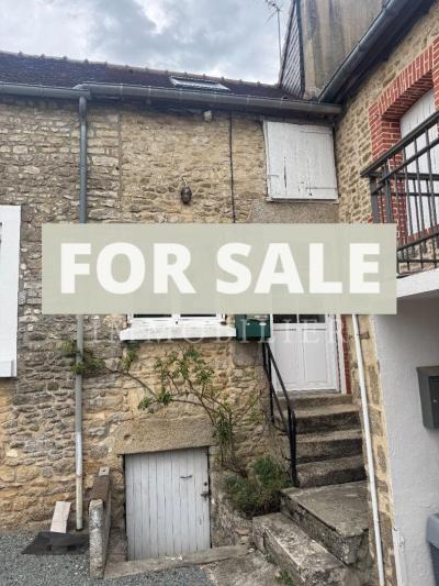 Town House with Courtyard in Popular Historic Town