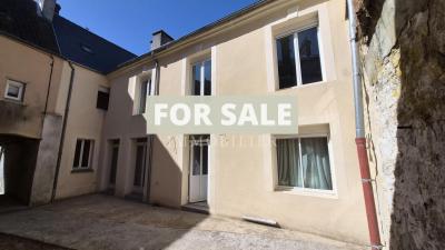 Town House with Flexible Accommodation