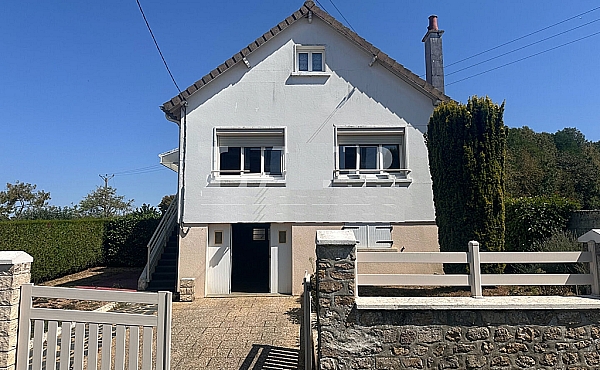 Property_For_Sale_in_France_with_Cle_France_Join_our_mailing_List_DJV06264_b