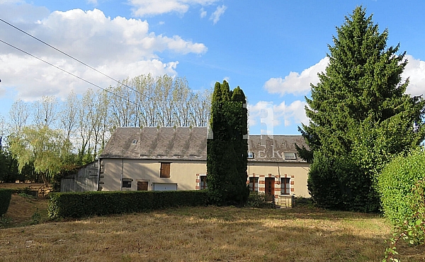 Property_For_Sale_in_France_with_Cle_France_Join_our_mailing_List_DJV06267_m