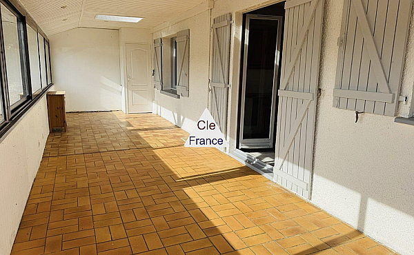 Property_For_Sale_in_France_with_Cle_France_Join_our_mailing_List_AXL06242_2.32