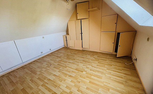 Property_For_Sale_in_France_with_Cle_France_Join_our_mailing_List_AXL06242_2.59