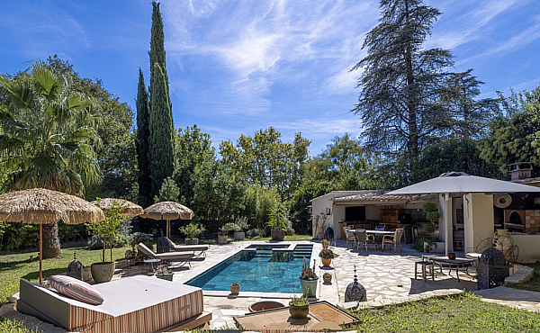 Property_For_Sale_in_France_with_Cle_France_Join_our_mailing_List_AXL06248_1.56