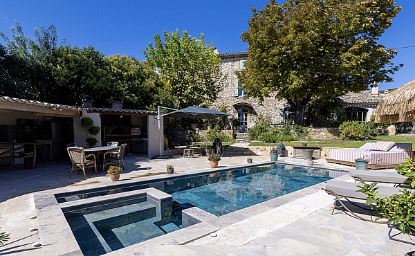 Property_For_Sale_in_France_with_Cle_France_Join_our_mailing_List_AXL06248_2.17