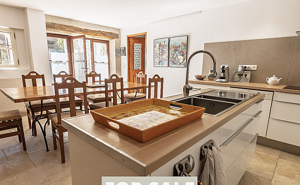 Property_For_Sale_in_France_with_Cle_France_Join_our_mailing_List_AXL06257_1.51