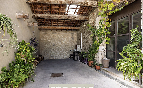 Property_For_Sale_in_France_with_Cle_France_Join_our_mailing_List_AXL06257_2.56