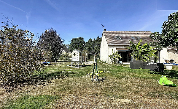 Property_For_Sale_in_France_with_Cle_France_Join_our_mailing_List_AXL06253_15