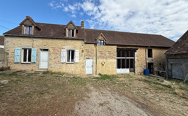 Property_For_Sale_in_France_with_Cle_France_Join_our_mailing_List_DJV06296a