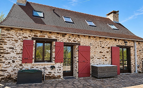 Property_For_Sale_in_France_with_Cle_France_Join_our_mailing_List_AMR00139_404_140424_1