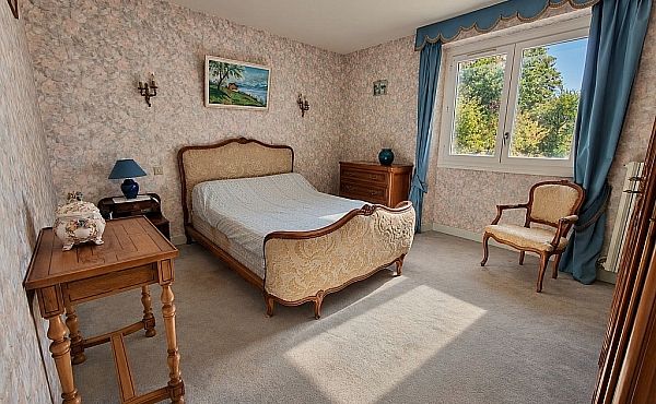Property_For_Sale_in_France_with_Cle_France_Join_our_mailing_List_AMR00140_0922_113351_1