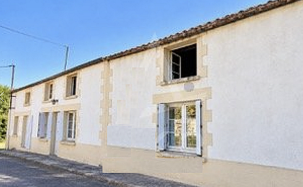 Property_For_Sale_in_France_with_Cle_France_Join_our_mailing_List_AXL06267_05