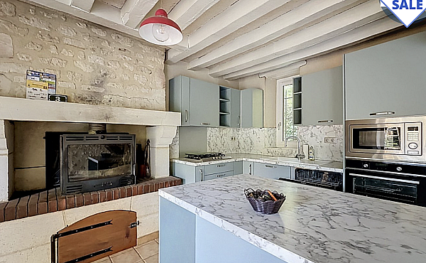 Property_For_Sale_in_France_with_Cle_France_Join_our_mailing_List_AXL06276_6.47