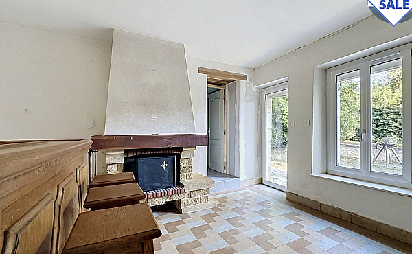 Property_For_Sale_in_France_with_Cle_France_Join_our_mailing_List_AXL06276_7.00