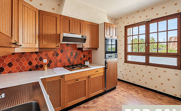 Property_For_Sale_in_France_with_Cle_France_Join_our_mailing_List_AXL06278_7.49