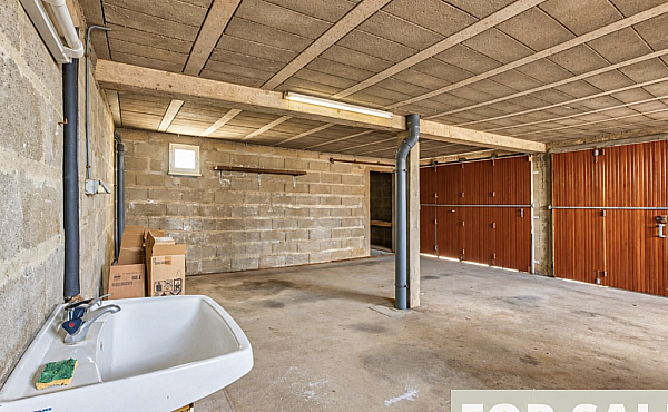 Property_For_Sale_in_France_with_Cle_France_Join_our_mailing_List_AXL06278_8.04