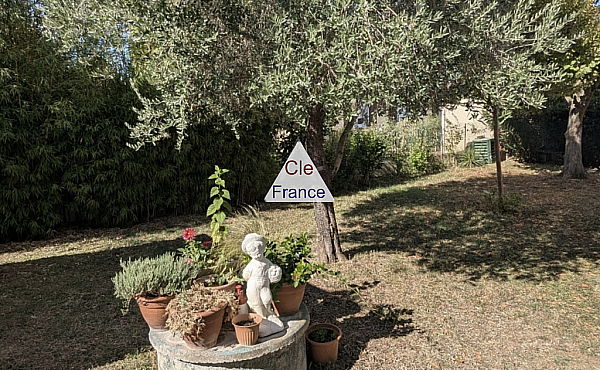 Property_For_Sale_in_France_with_Cle_France_Join_our_mailing_List_AXL06280_9.11