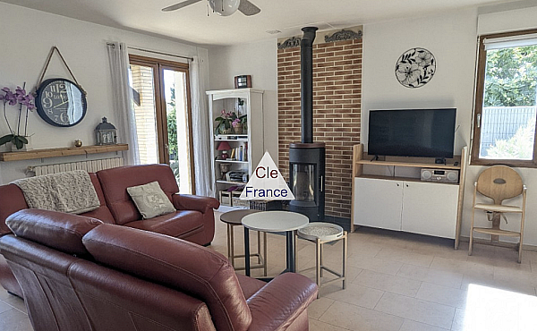 Property_For_Sale_in_France_with_Cle_France_Join_our_mailing_List_AXL06280_9.31