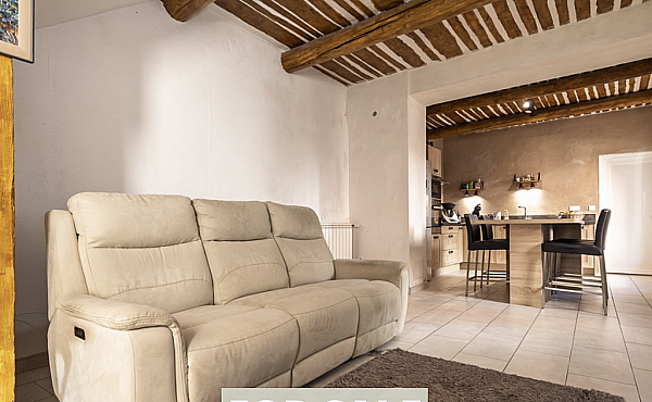 Property_For_Sale_in_France_with_Cle_France_Join_our_mailing_List_AXL06304_39.39