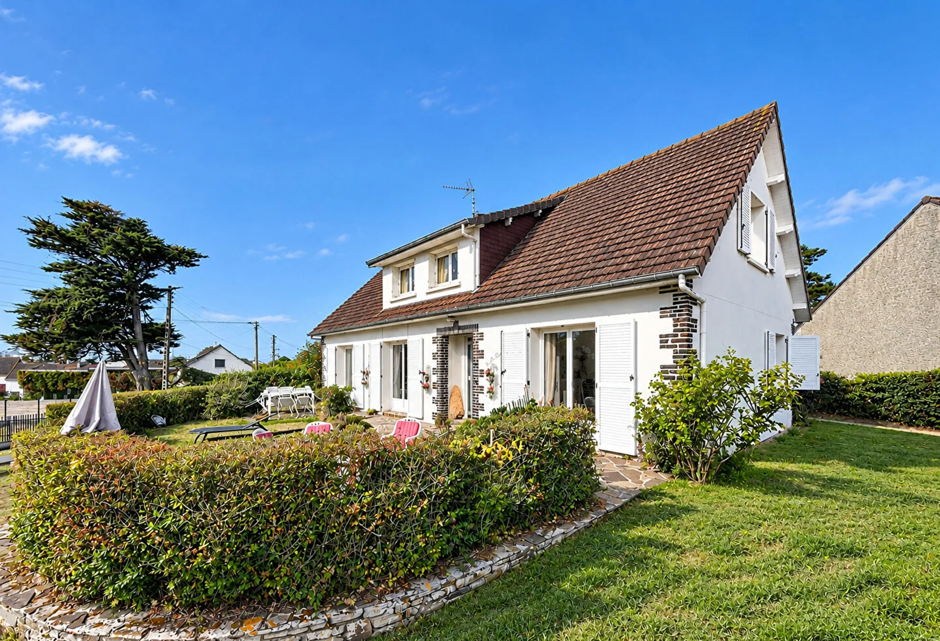 Detached House only 200m from the Beach