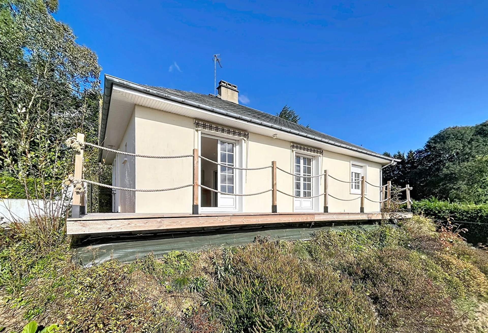Detached House with Fantastic Open View