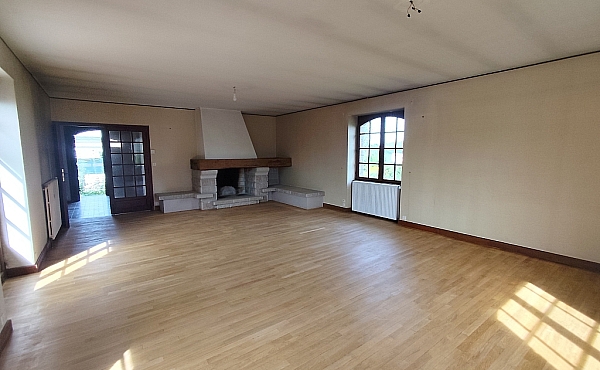 Property_For_Sale_in_France_with_Cle_France_Join_our_mailing_List_ERS00153_124246