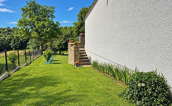 Property_For_Sale_in_France_with_Cle_France_Join_our_mailing_List_AMR00141_113523_1