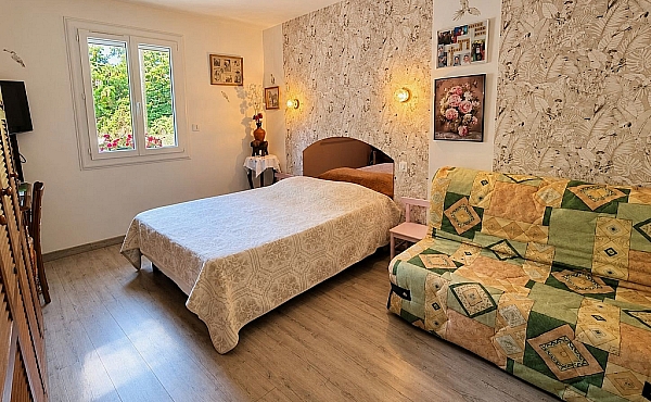 Property_For_Sale_in_France_with_Cle_France_Join_our_mailing_List_AMR00141_60555_1