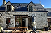 DJV06367_Cle_France_Lead_Image