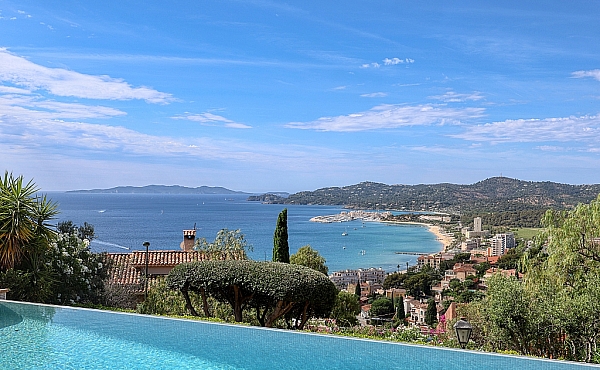 Property_For_Sale_in_France_with_Cle_France_Join_our_mailing_List_XRE00103_-24