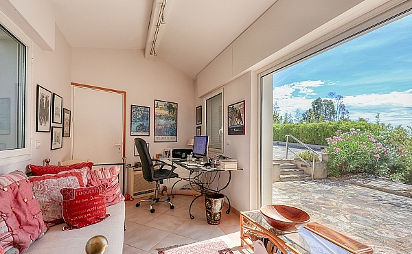 Property_For_Sale_in_France_with_Cle_France_Join_our_mailing_List_XRE00103_-29