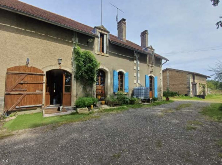 Organic Farm in the Dordogne For Sale