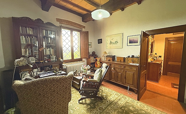 Property_For_Sale_in_France-with_Cle_France_Join_our_mailing_List_PSD4800374_5647