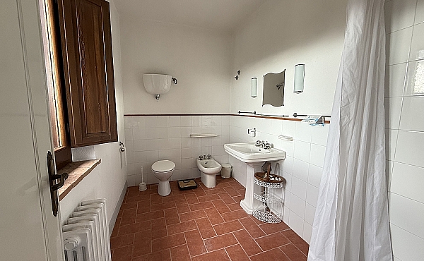 Property_For_Sale_in_France-with_Cle_France_Join_our_mailing_List_PSD4800374_5658
