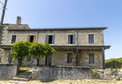Traditional House to Renovate and Deveplop
