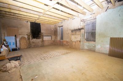 Traditional House to Renovate and Deveplop