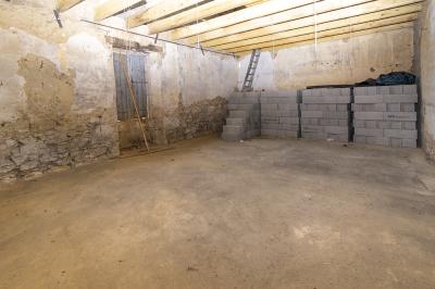 Traditional House to Renovate and Deveplop