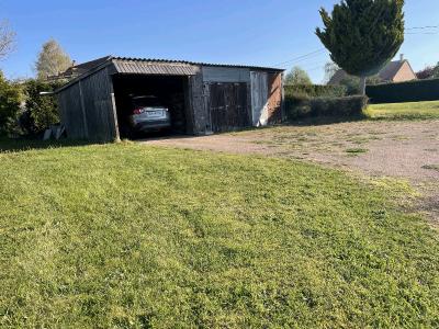 Detached House With Garden And Garage