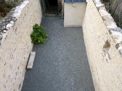 Ideal Holiday Home Cottage with Courtyard