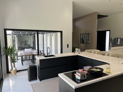 Uber Contemporary Detached House