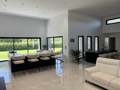 Uber Contemporary Detached House