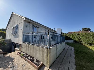 Detached House with Garden