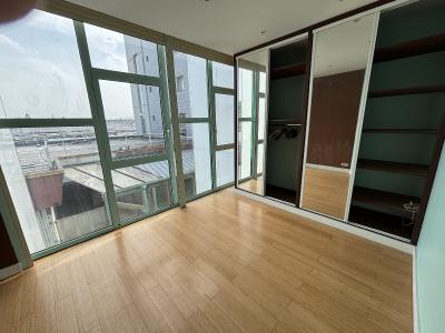 Immaculate First Floor Apartment