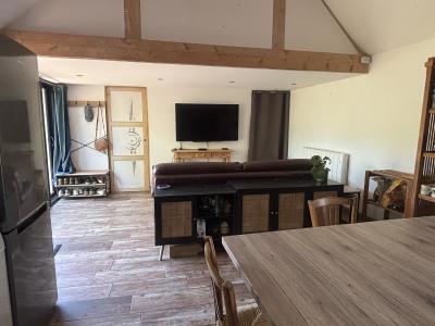 Detached House with Garden and Open View
