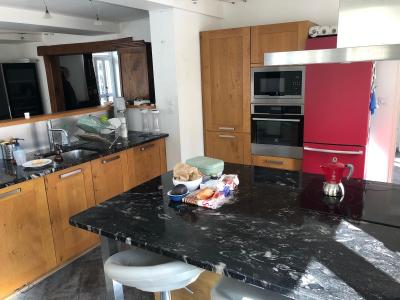 Character Town House with Courtyard Garden