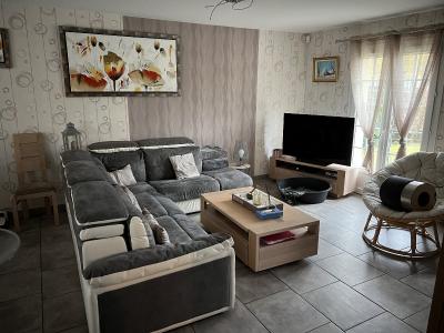 Detached House with Garden on Outskirts of Historic Town