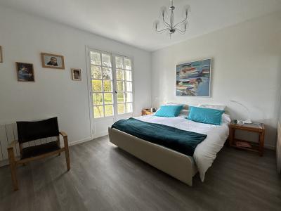 Detached House with Mature Garden